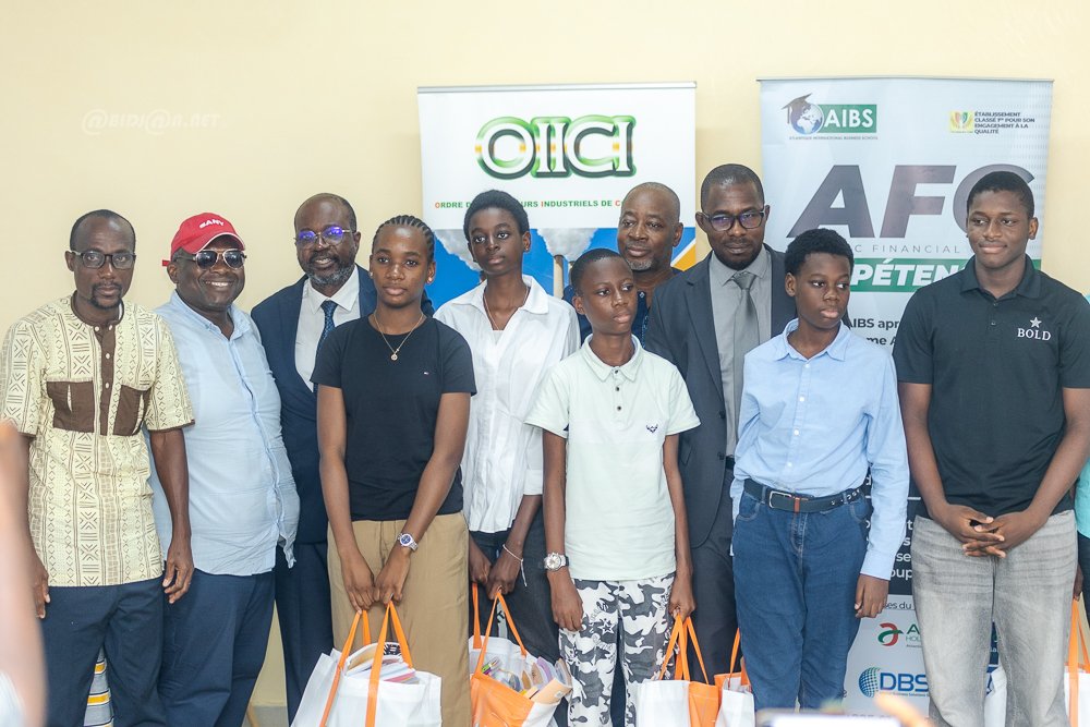 Côte d’Ivoire : l’OIICI récompense les lauréats du concours Félix Houphouët-Boigny de mathématiques